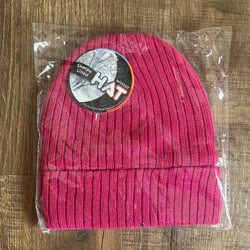 Pink Sherpa Lined Winter Hat/ Women’s Beanie. New with tags.